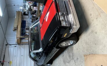 Chevrolet-El-camino-v8-1985-Black-Burgundy