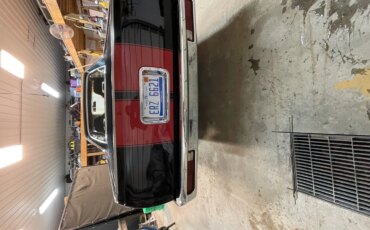 Chevrolet-El-camino-v8-1985-Black-Burgundy-4