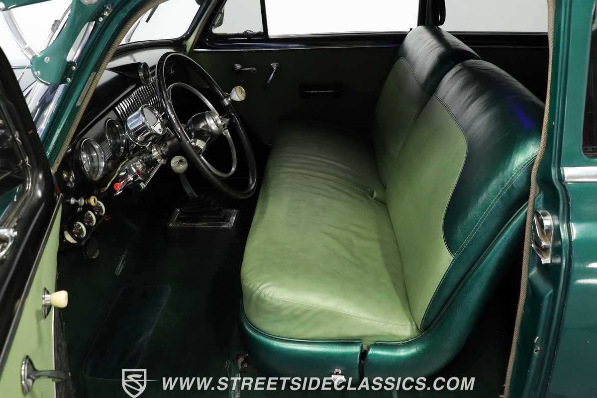 Chevrolet-Fleetline-1951-Coupe-34