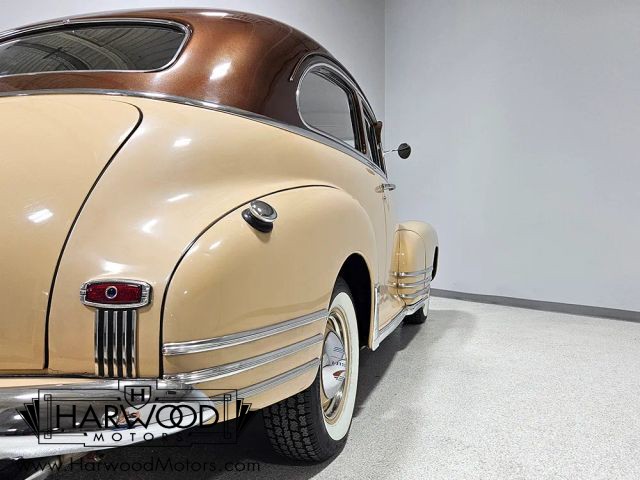 Chevrolet-Fleetmaster-1948-Sedan-34
