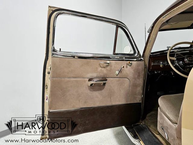 Chevrolet-Fleetmaster-1948-Sedan-39