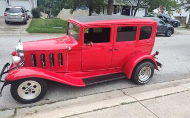 Chevrolet-Four-Door-Sedan-1932-Sedan-3