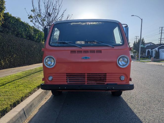 Chevrolet-G10-1966-Orange-10
