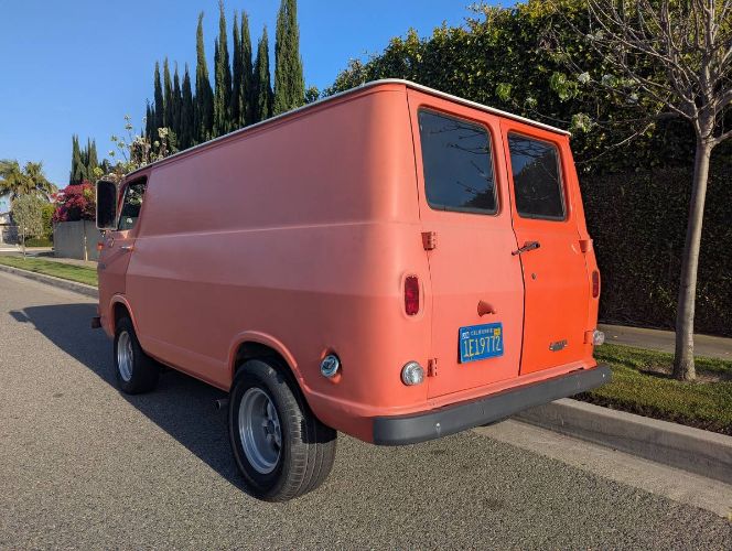 Chevrolet-G10-1966-Orange-13