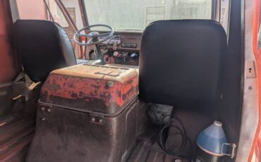 Chevrolet-G10-1966-Orange-2