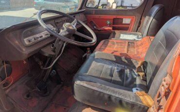 Chevrolet-G10-1966-Orange-6