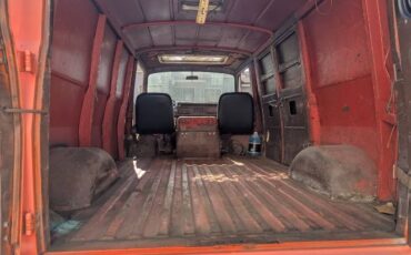 Chevrolet-G10-1966-Orange-8