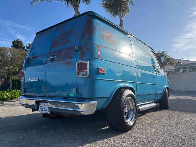 Chevrolet-G10-1979-Blue-Brown-16