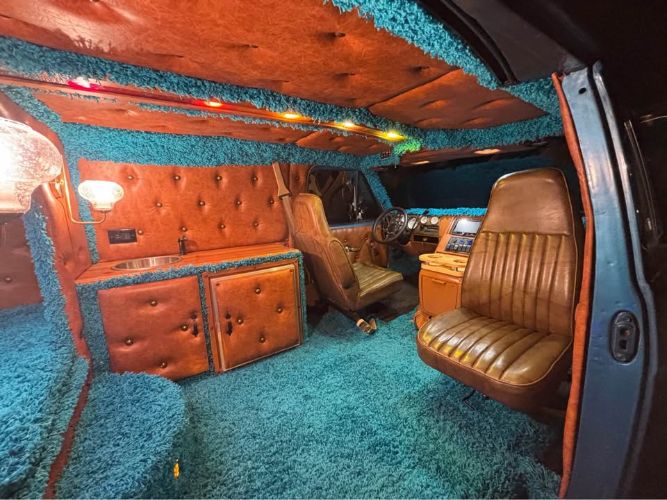 Chevrolet-G10-1979-Blue-Brown-5