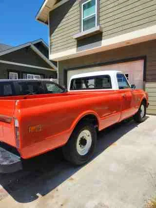 Chevrolet-G20-1969-Orange-Orange-11