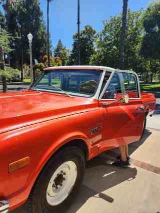 Chevrolet-G20-1969-Orange-Orange-4