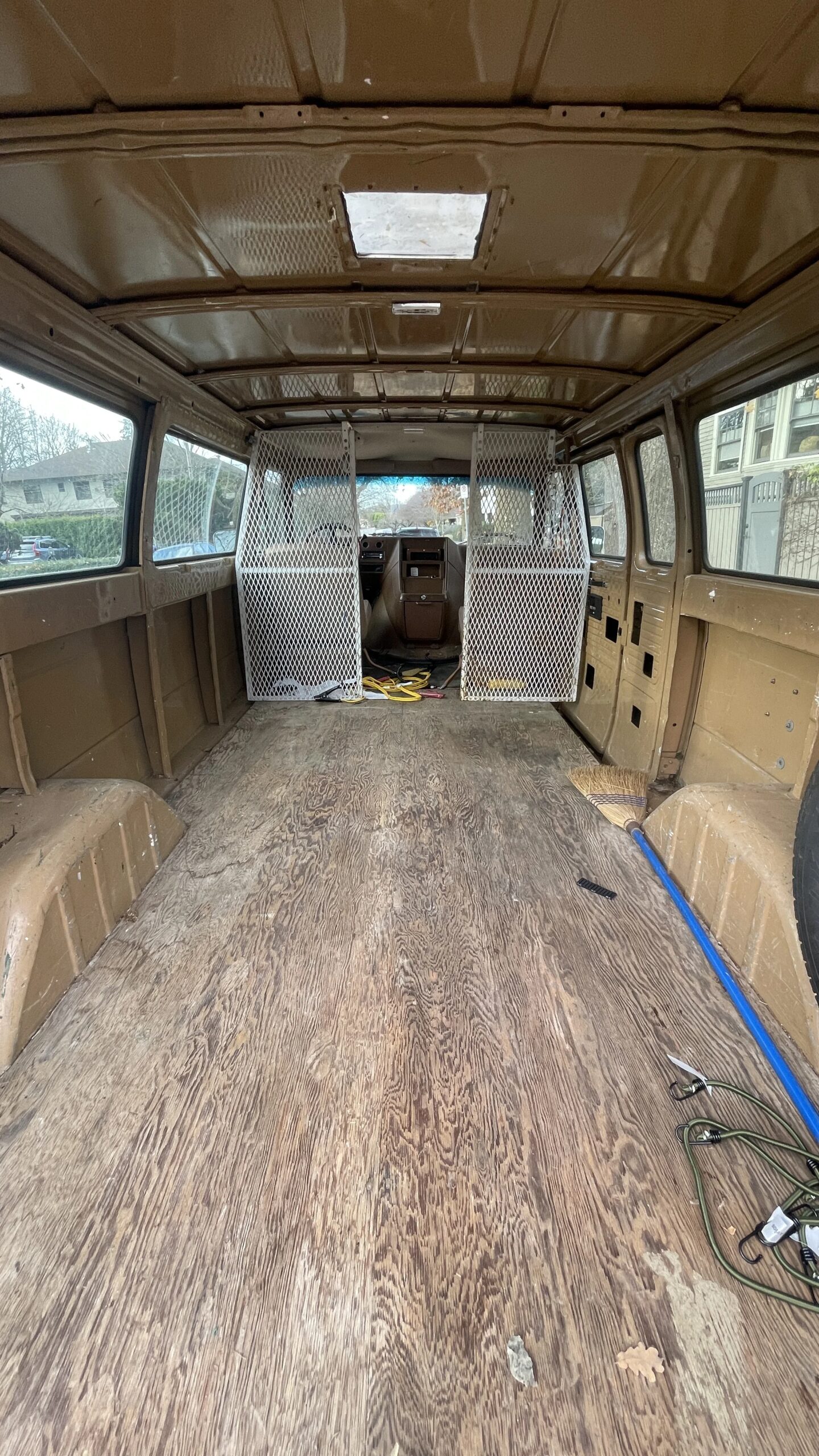 Chevrolet-G20-1989-Tan-Brown-15