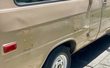 Chevrolet-G20-1989-Tan-Brown-16