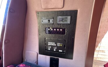Chevrolet-G20-1993-Burgundy-Burgundy-39