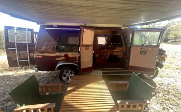 Chevrolet-G20-1993-Burgundy-Burgundy-9
