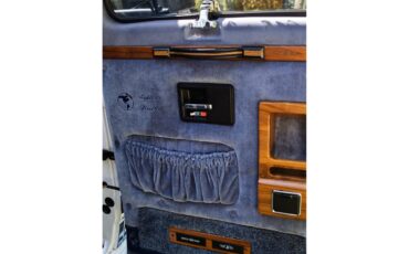 Chevrolet-G20-van-quotmystery-machinequot-tribute-1995-White-BlackBlueBrown-26