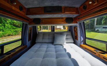 Chevrolet-G20-van-quotmystery-machinequot-tribute-1995-White-BlackBlueBrown-29