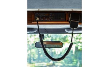 Chevrolet-G20-van-quotmystery-machinequot-tribute-1995-White-BlackBlueBrown-3