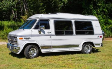 Chevrolet-G20-van-quotmystery-machinequot-tribute-1995-White-BlackBlueBrown