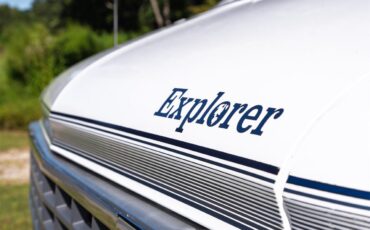 Chevrolet-G20-van-quotmystery-machinequot-tribute-1995-White-BlackBlueBrown-9