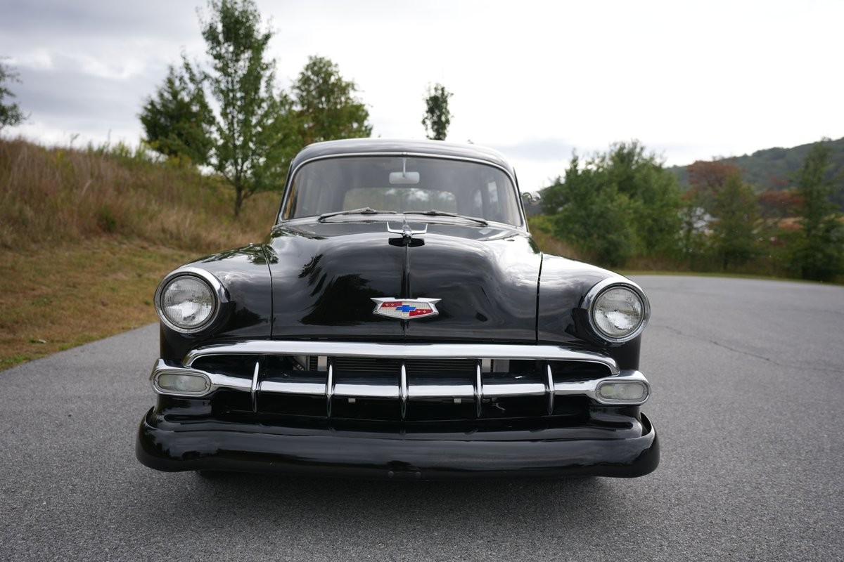 Chevrolet-Handyman-Wagon-1954-3
