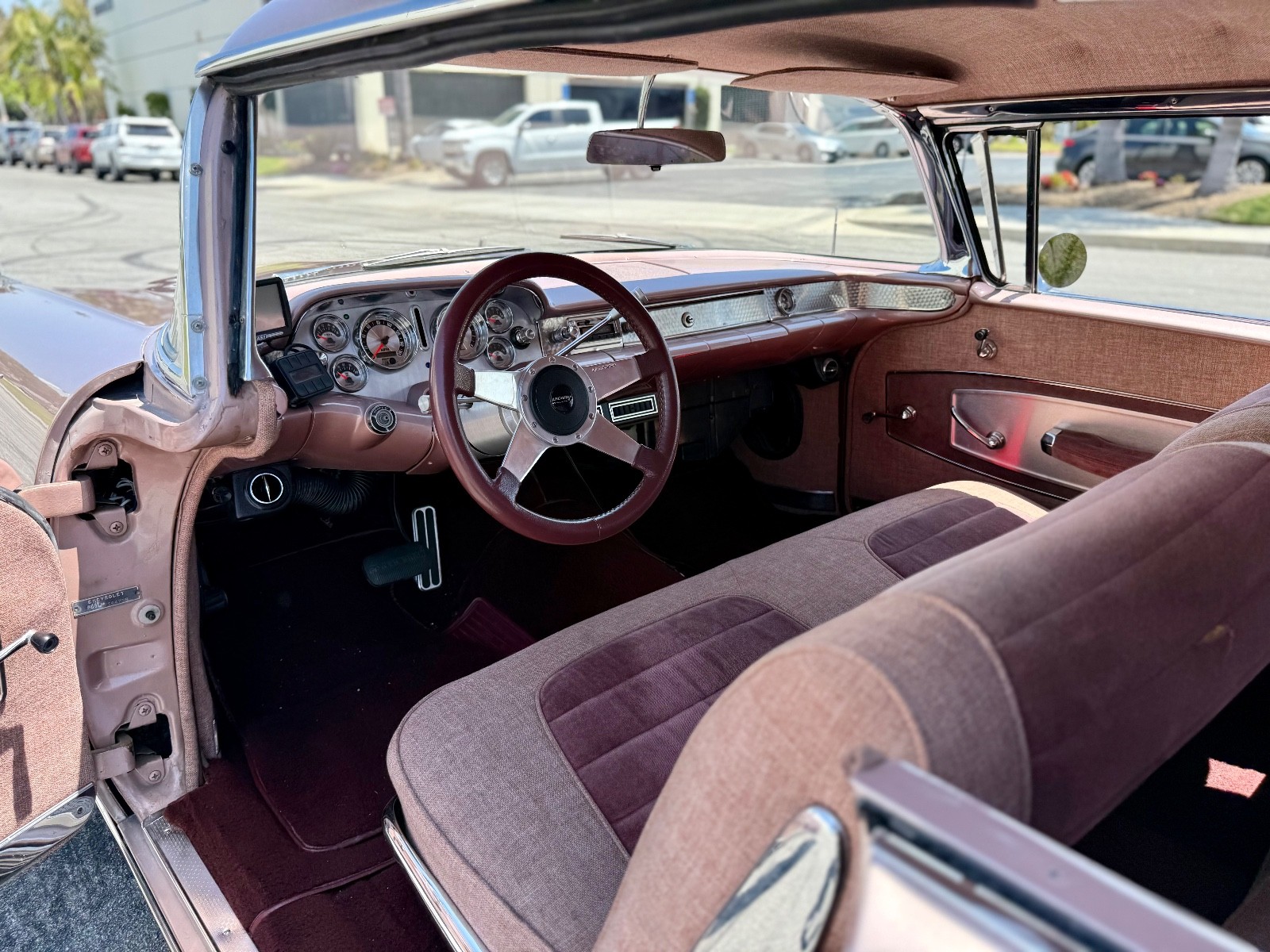 Chevrolet-Impala-1958-Coupe-20