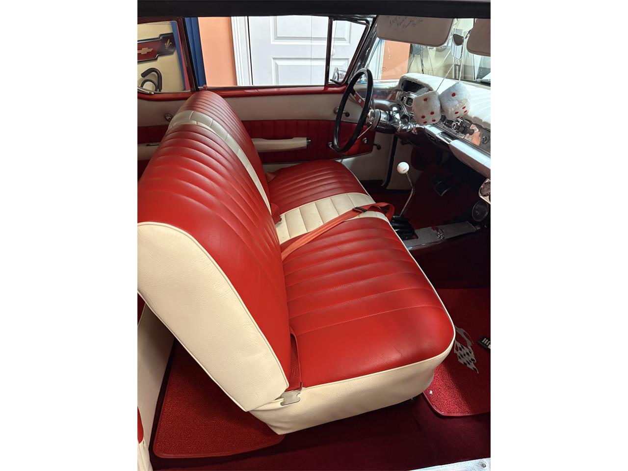 Chevrolet-Impala-1958-White-Redwhite-13