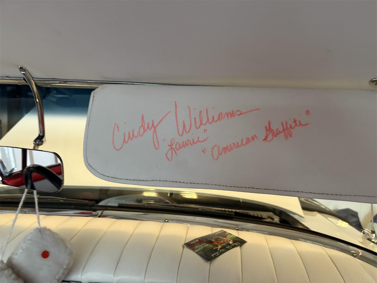 Chevrolet-Impala-1958-White-Redwhite-6