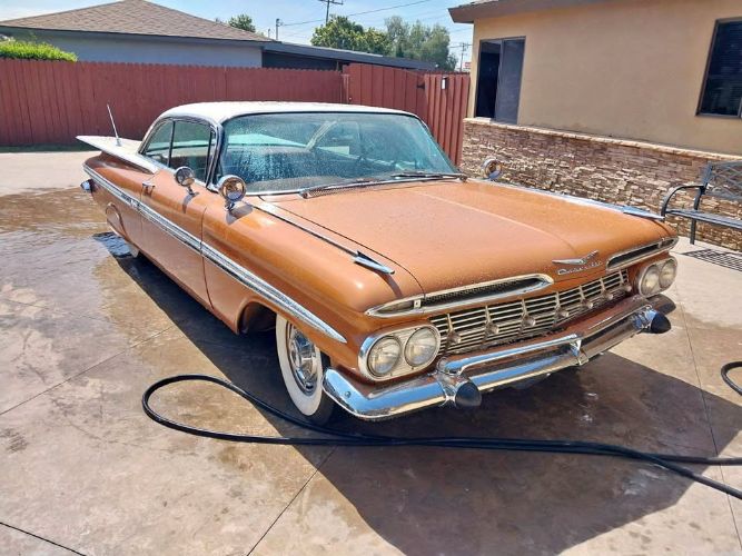 Chevrolet-Impala-1959-Gold-10