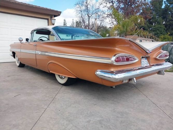 Chevrolet-Impala-1959-Gold-5
