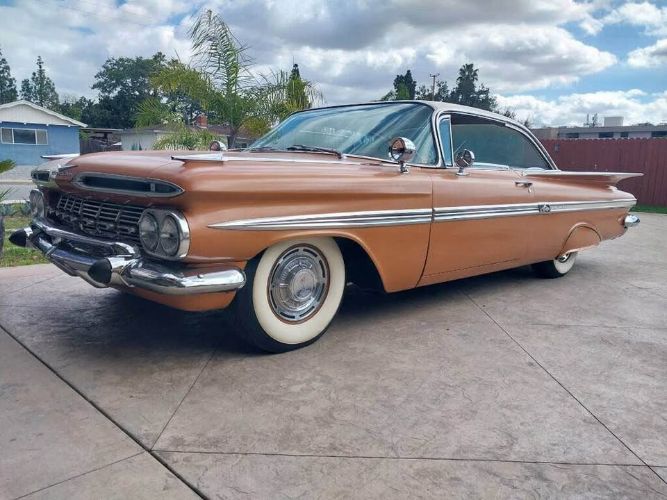 Chevrolet-Impala-1959-Gold-6