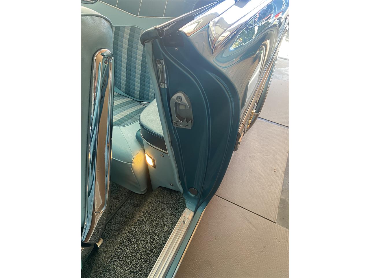 Chevrolet-Impala-1959-turquoisewhite-aqua-teal-lt.-blue-20