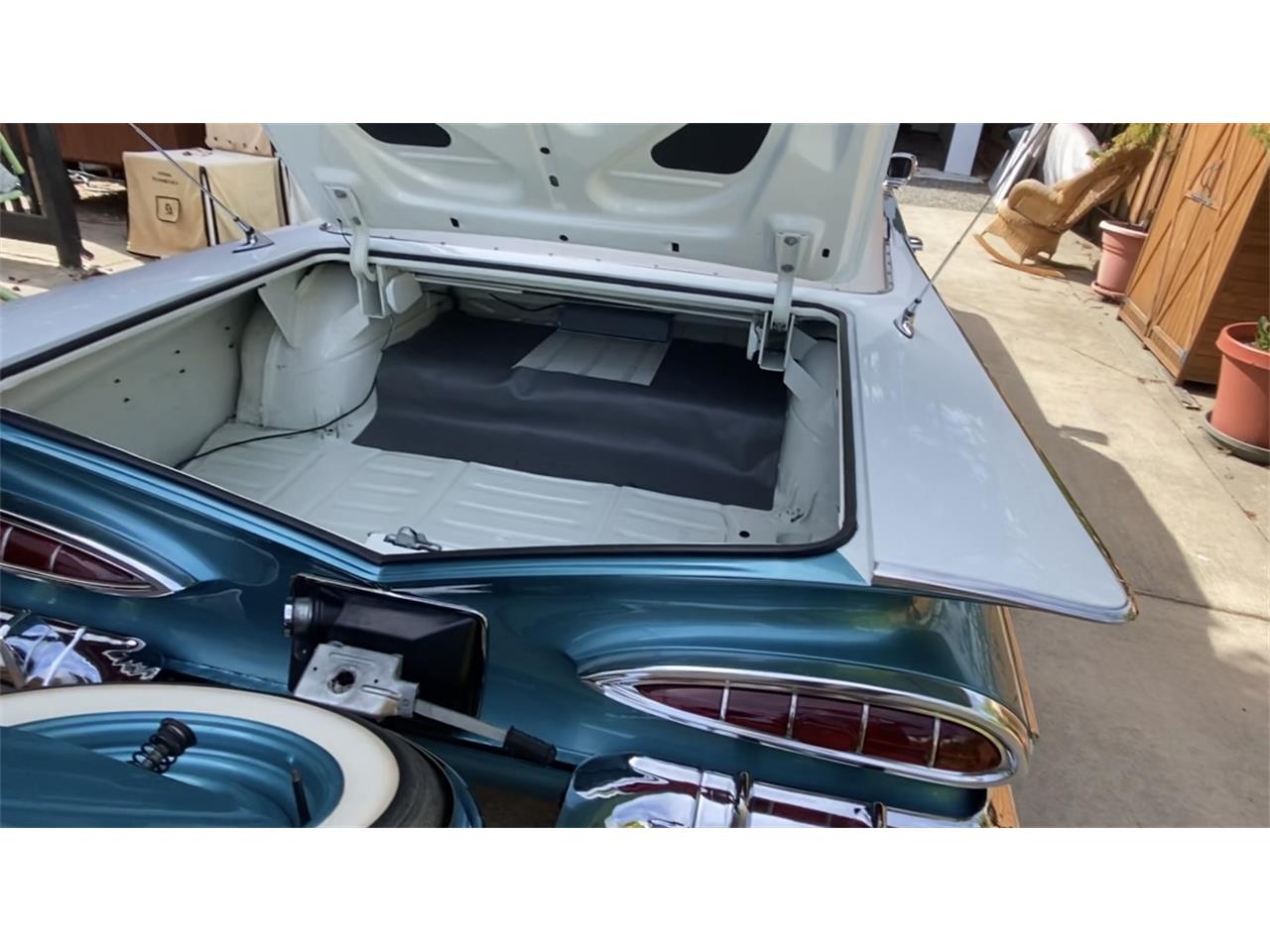 Chevrolet-Impala-1959-turquoisewhite-aqua-teal-lt.-blue-31
