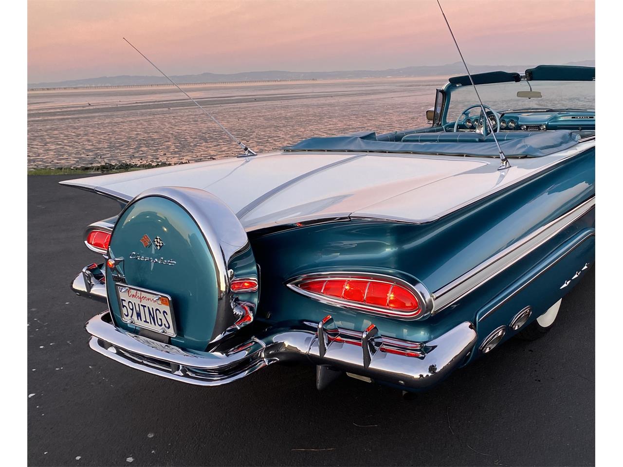 Chevrolet-Impala-1959-turquoisewhite-aqua-teal-lt.-blue-37