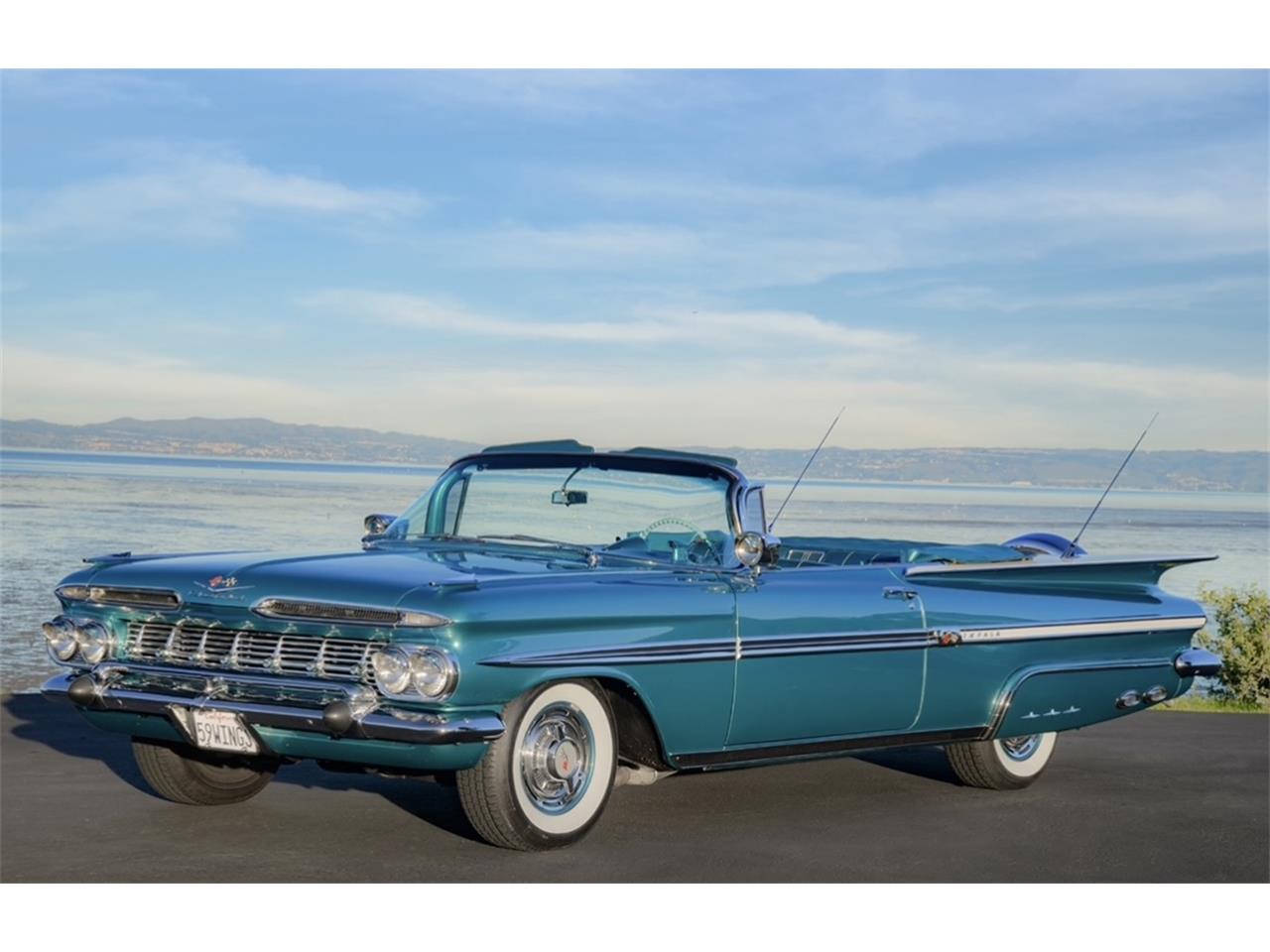 Chevrolet-Impala-1959-turquoisewhite-aqua-teal-lt.-blue-48