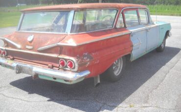 Chevrolet-Impala-1960-Wagon-3