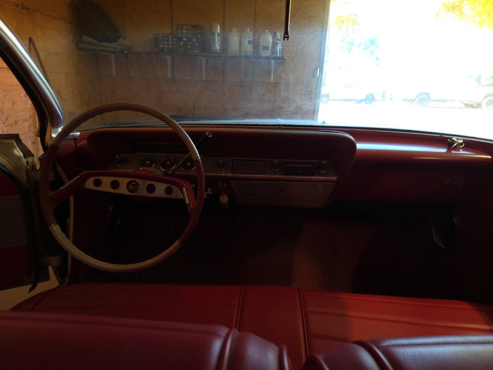 Chevrolet-Impala-1961-Coupe-6