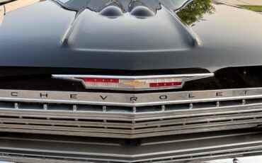 Chevrolet-Impala-1962-Black-and-Silver-Red