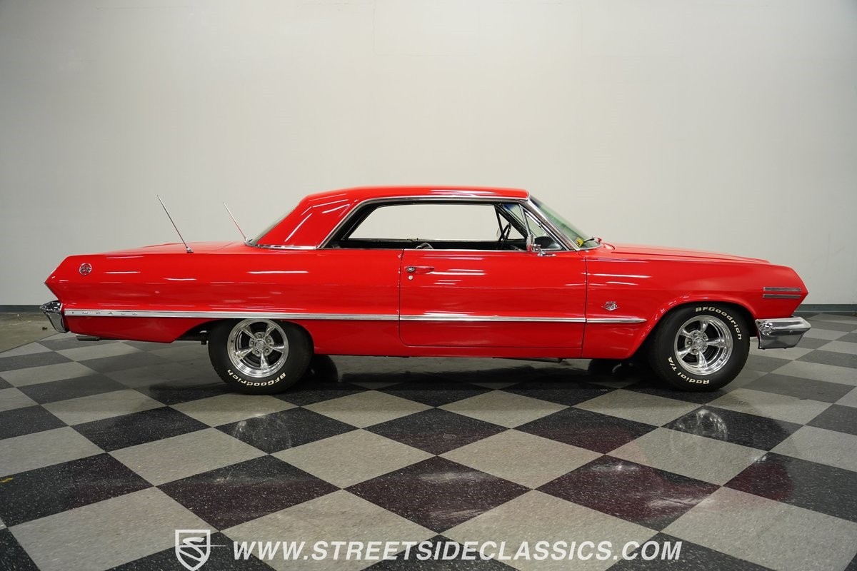Chevrolet-Impala-1963-Coupe-14