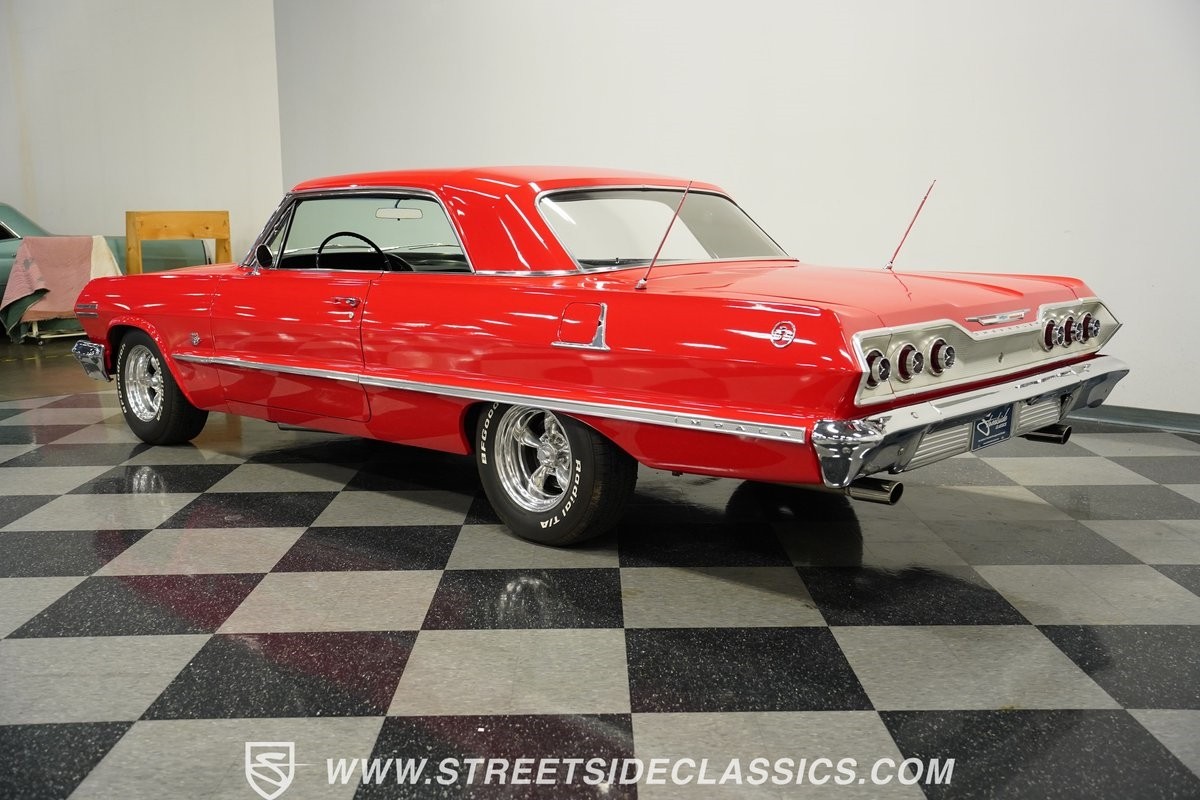 Chevrolet-Impala-1963-Coupe-9