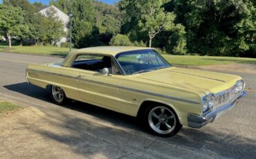 Chevrolet-Impala-1964-Coupe-2