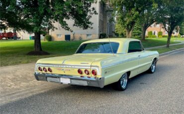 Chevrolet-Impala-1964-Coupe-9
