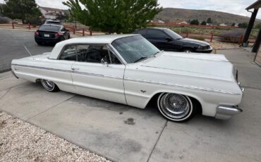 Chevrolet-Impala-1964-Sedan-1