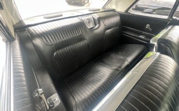 Chevrolet-Impala-1964-Sedan-23