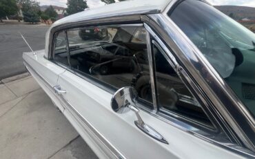 Chevrolet-Impala-1964-Sedan-24