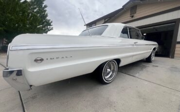 Chevrolet-Impala-1964-Sedan-27