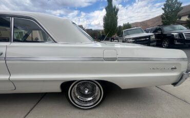 Chevrolet-Impala-1964-Sedan-32
