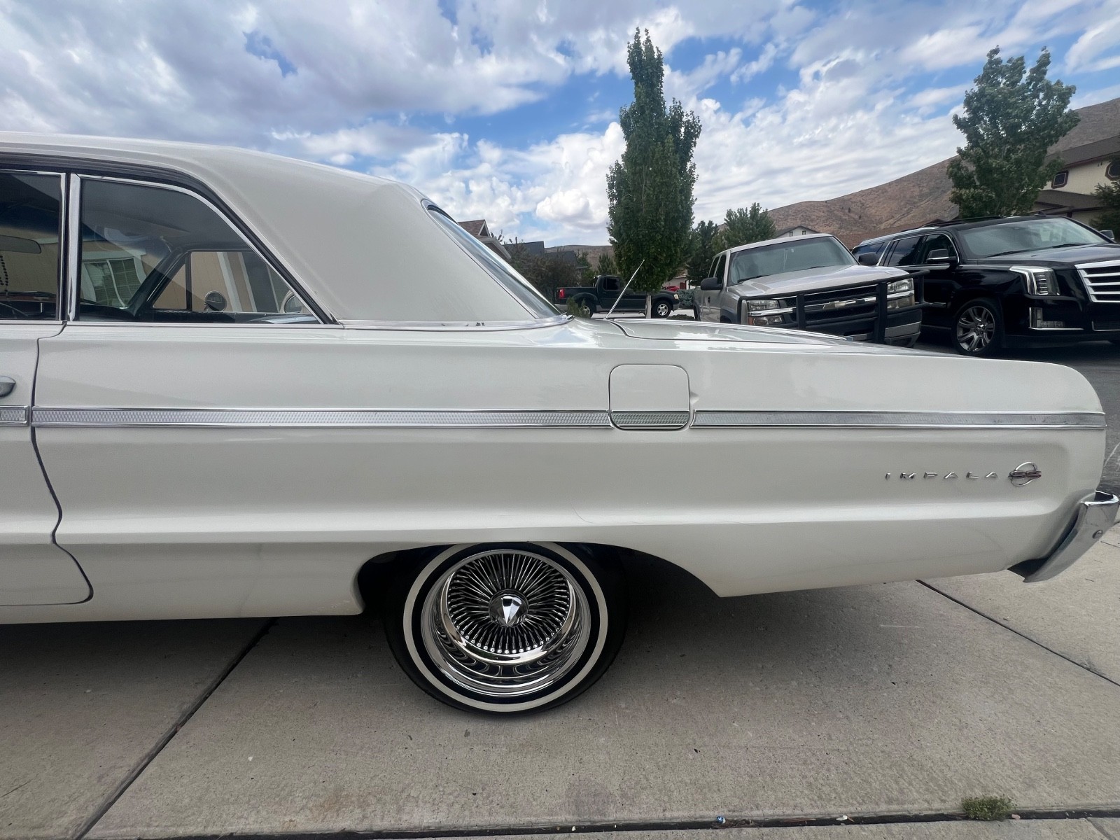 Chevrolet-Impala-1964-Sedan-32
