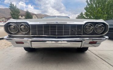 Chevrolet-Impala-1964-Sedan-37
