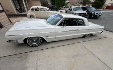 Chevrolet-Impala-1964-Sedan-5